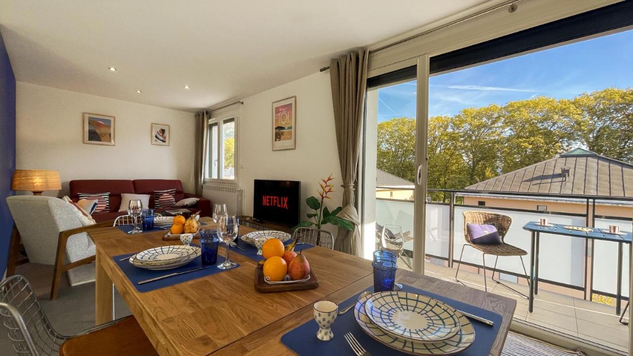 HOMEY MONTAIGNE - New - A 1 min à pied du LAC D'ANNECY - 2 Balcons privés - Appartement avec 2 chambres - Stationnement gratuit toute l'année sauf en été - juin à août Esterno foto
