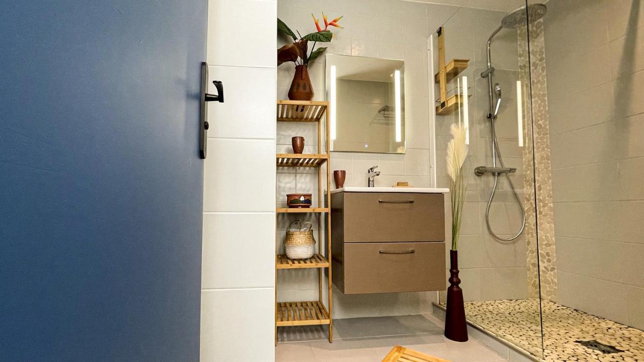 HOMEY MONTAIGNE - New - A 1 min à pied du LAC D'ANNECY - 2 Balcons privés - Appartement avec 2 chambres - Stationnement gratuit toute l'année sauf en été - juin à août Esterno foto