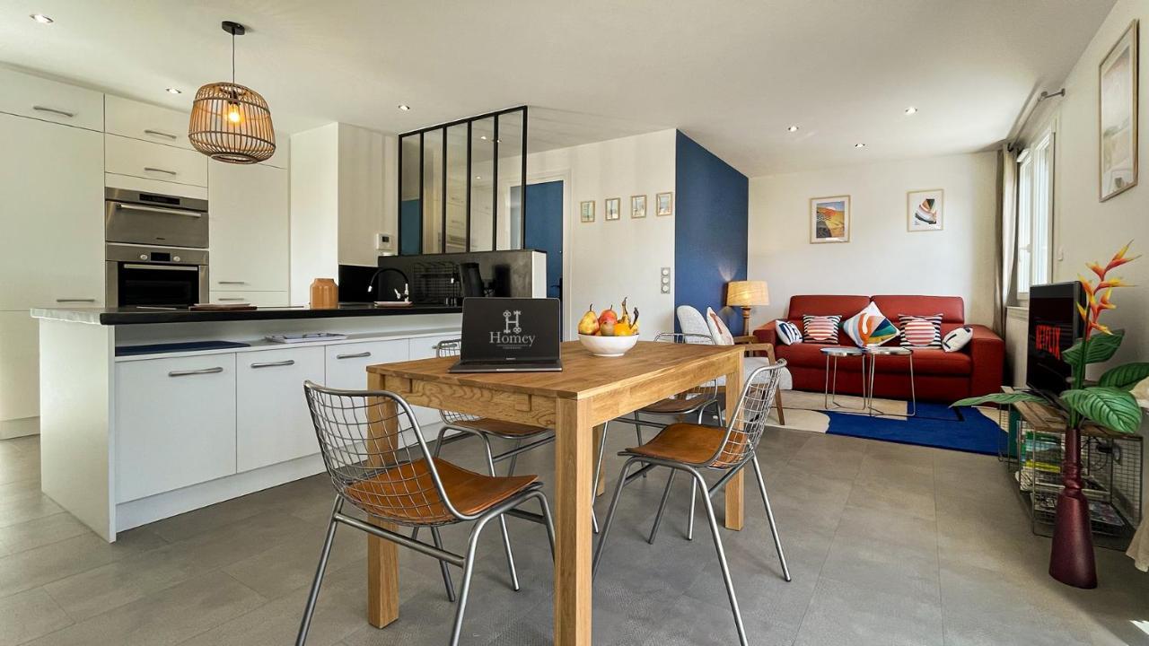 HOMEY MONTAIGNE - New - A 1 min à pied du LAC D'ANNECY - 2 Balcons privés - Appartement avec 2 chambres - Stationnement gratuit toute l'année sauf en été - juin à août Esterno foto