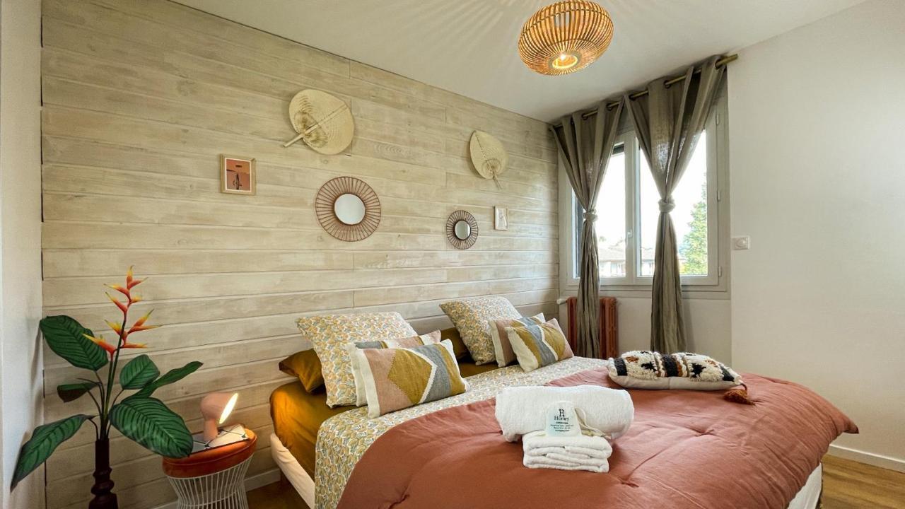 HOMEY MONTAIGNE - New - A 1 min à pied du LAC D'ANNECY - 2 Balcons privés - Appartement avec 2 chambres - Stationnement gratuit toute l'année sauf en été - juin à août Esterno foto